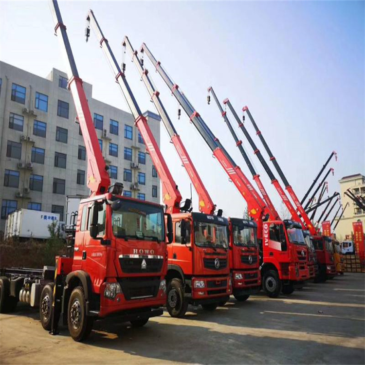 感城镇租专业吊车电话