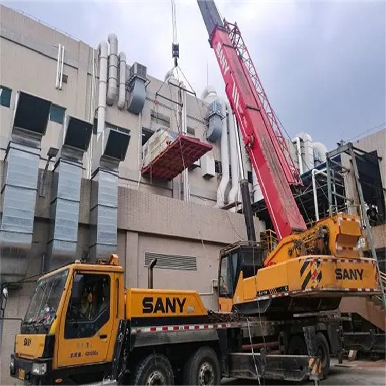 感城镇租赁大型汽车吊，助力工程项目高效进行