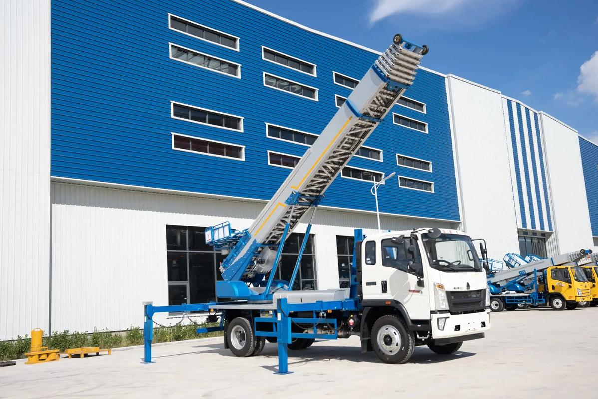 感城镇小型云梯车上料车租赁多少钱