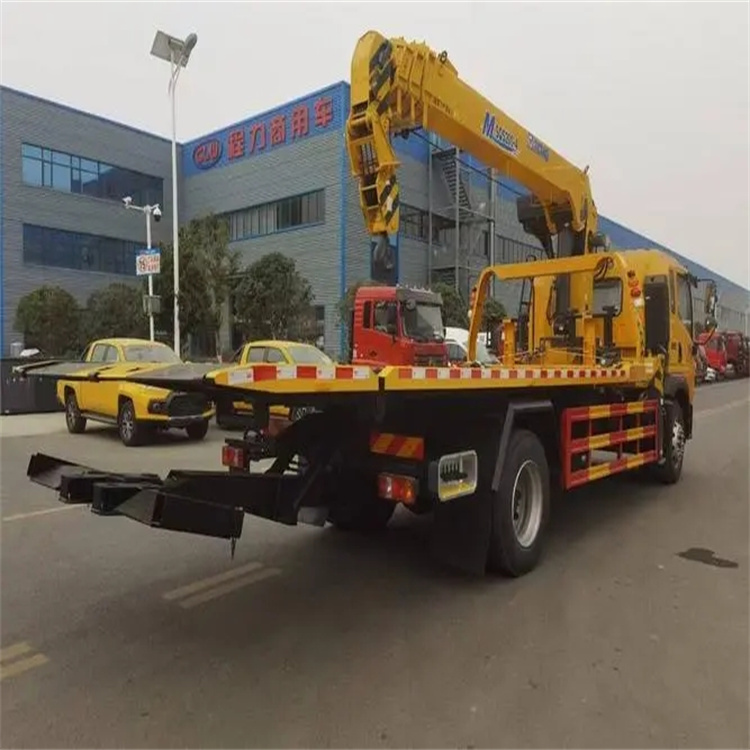 感城镇附近小随车吊出租电话，轻松解决搬运烦恼