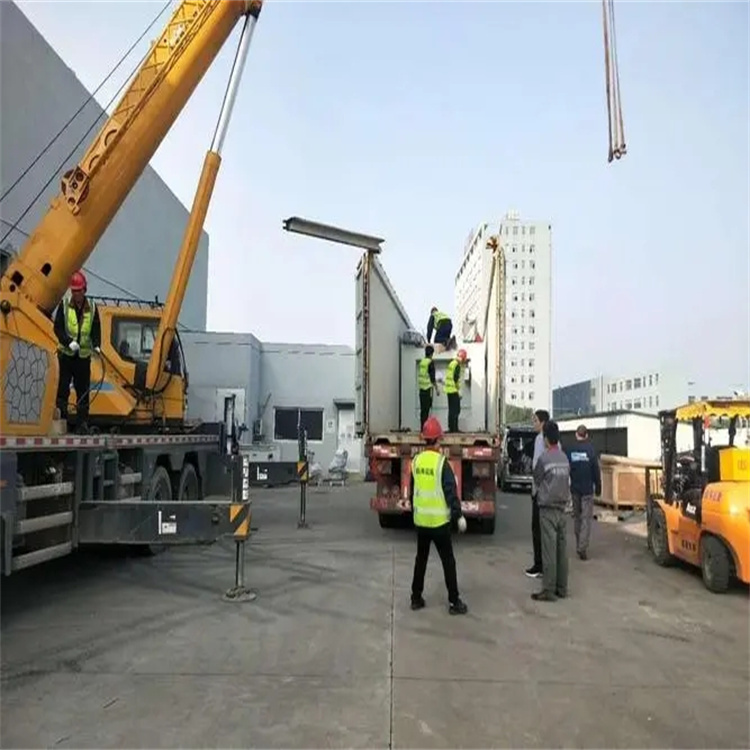 感城镇如何找到附近的吊车救援服务