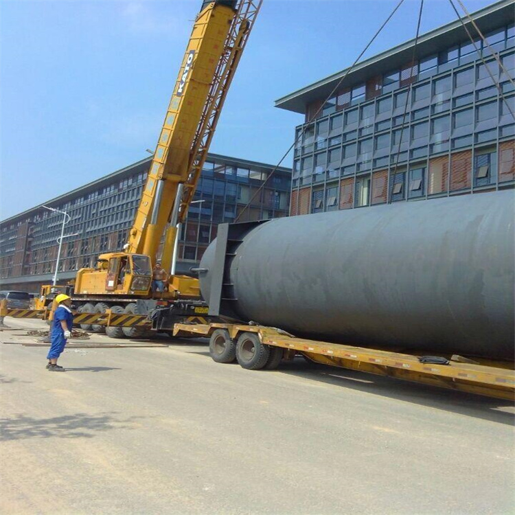 感城镇300吨汽车吊出租