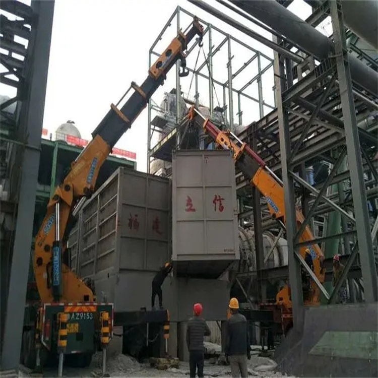 感城镇折臂吊车租赁电话