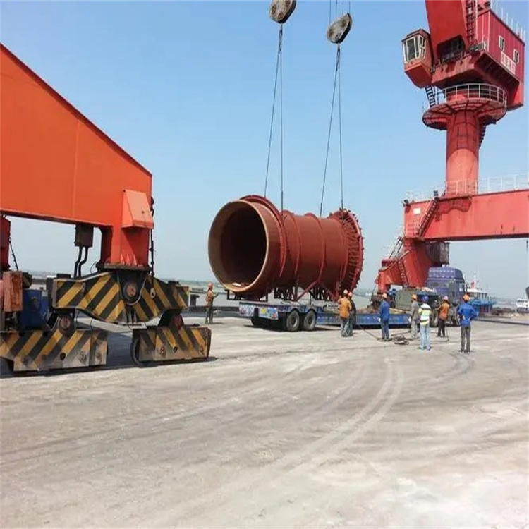 感城镇230吨折臂吊车出租电话